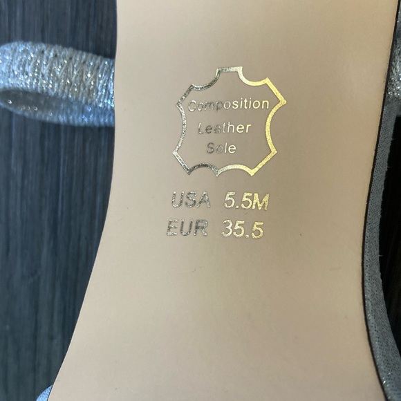 New like condition never worn Nina Nemera Pointed Toe Mule all occasion heels. - Picture 8 of 8